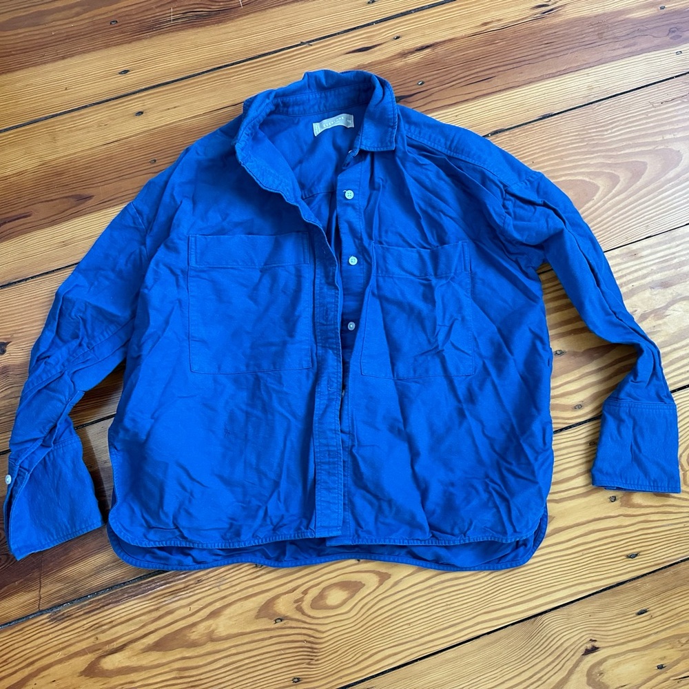 Everlane boxy blue button down